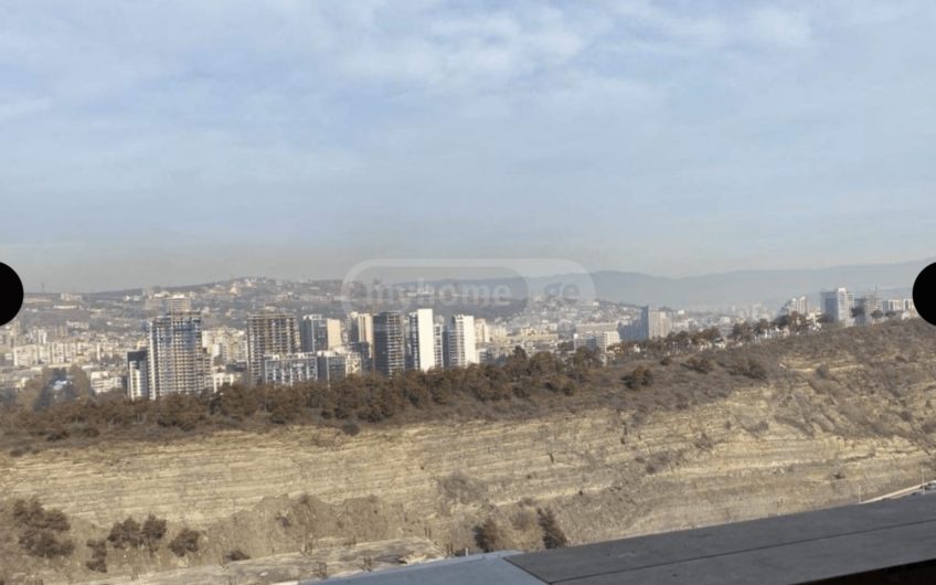 Lujoso Apartamento de 2 habitaciones en Saburtalo