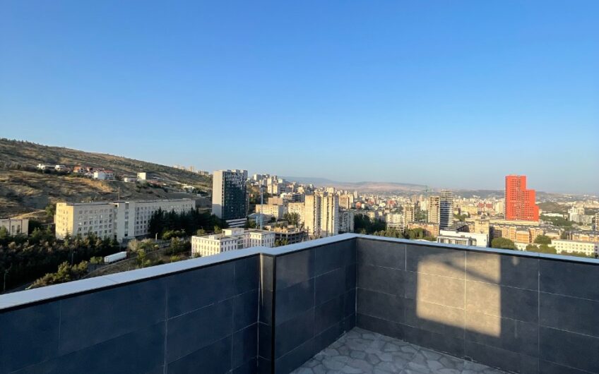 Lujoso Apartamento de 2 habitaciones en Saburtalo