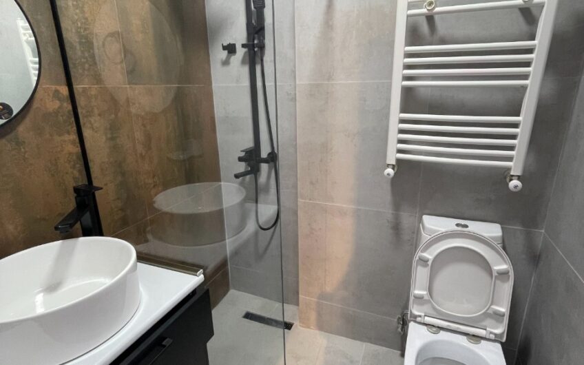 Lujoso Apartamento de 2 habitaciones en Saburtalo